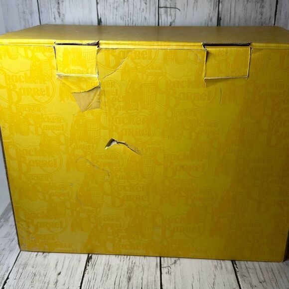 Cracker Barrel Bunny Basket Bunny Tea Set Susan Winget in Original Box - Picture 13 of 13